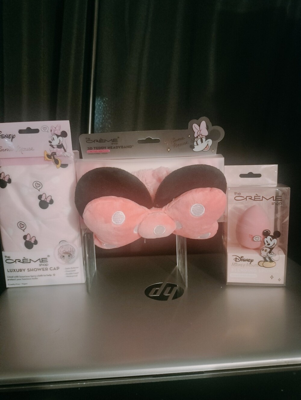 3 Pc Bundle Crème Shop Minnie Pink Bow Headband , Shower Cap & Sponge